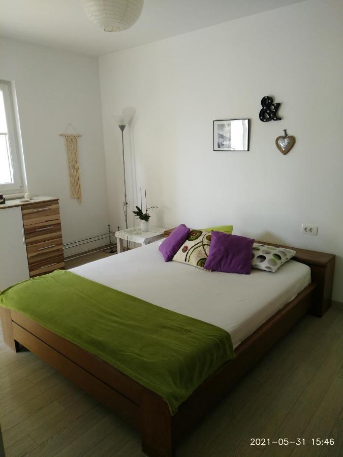 Private Pool And Sea View Apartment Omis Ngoại thất bức ảnh