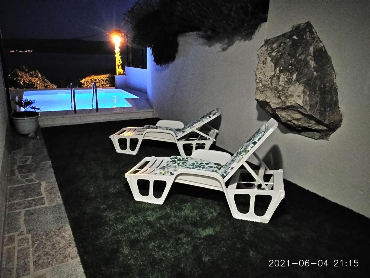 Private Pool And Sea View Apartment Omis Ngoại thất bức ảnh