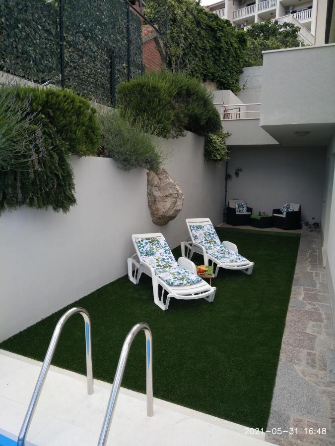 Private Pool And Sea View Apartment Omis Ngoại thất bức ảnh