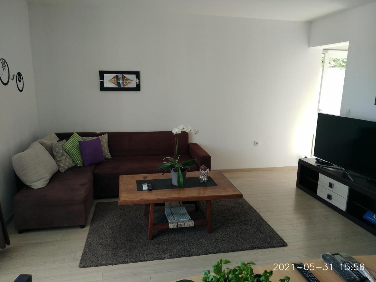 Private Pool And Sea View Apartment Omis Ngoại thất bức ảnh
